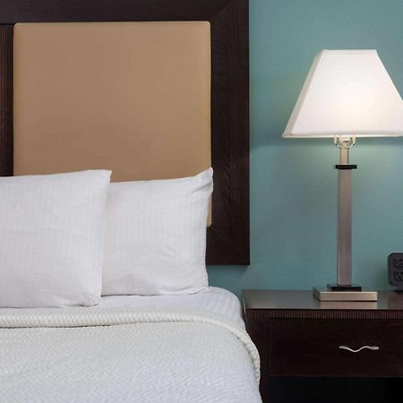 La Quinta By Wyndham Savannah Airport - Pooler Luaran gambar