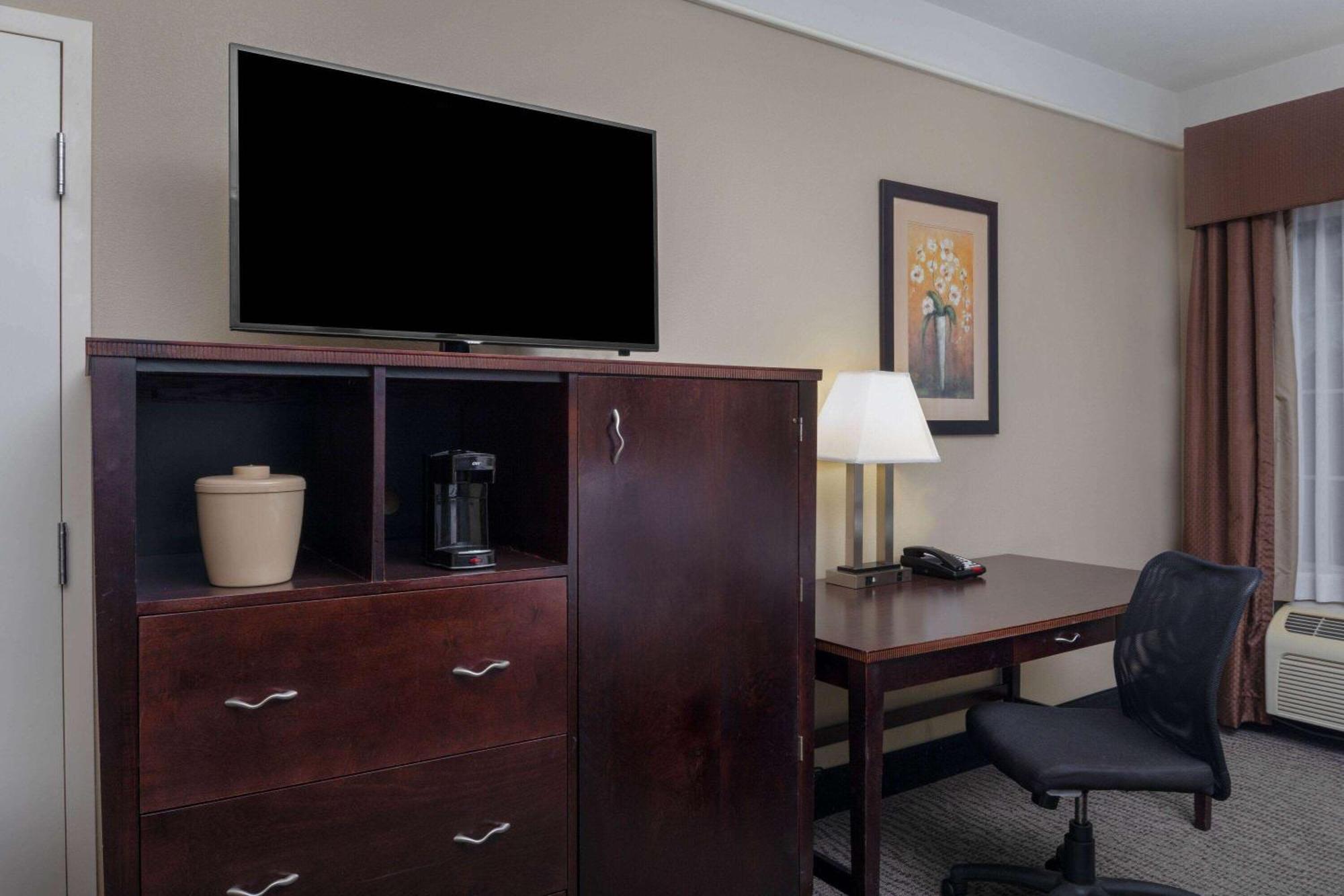 La Quinta By Wyndham Savannah Airport - Pooler Luaran gambar