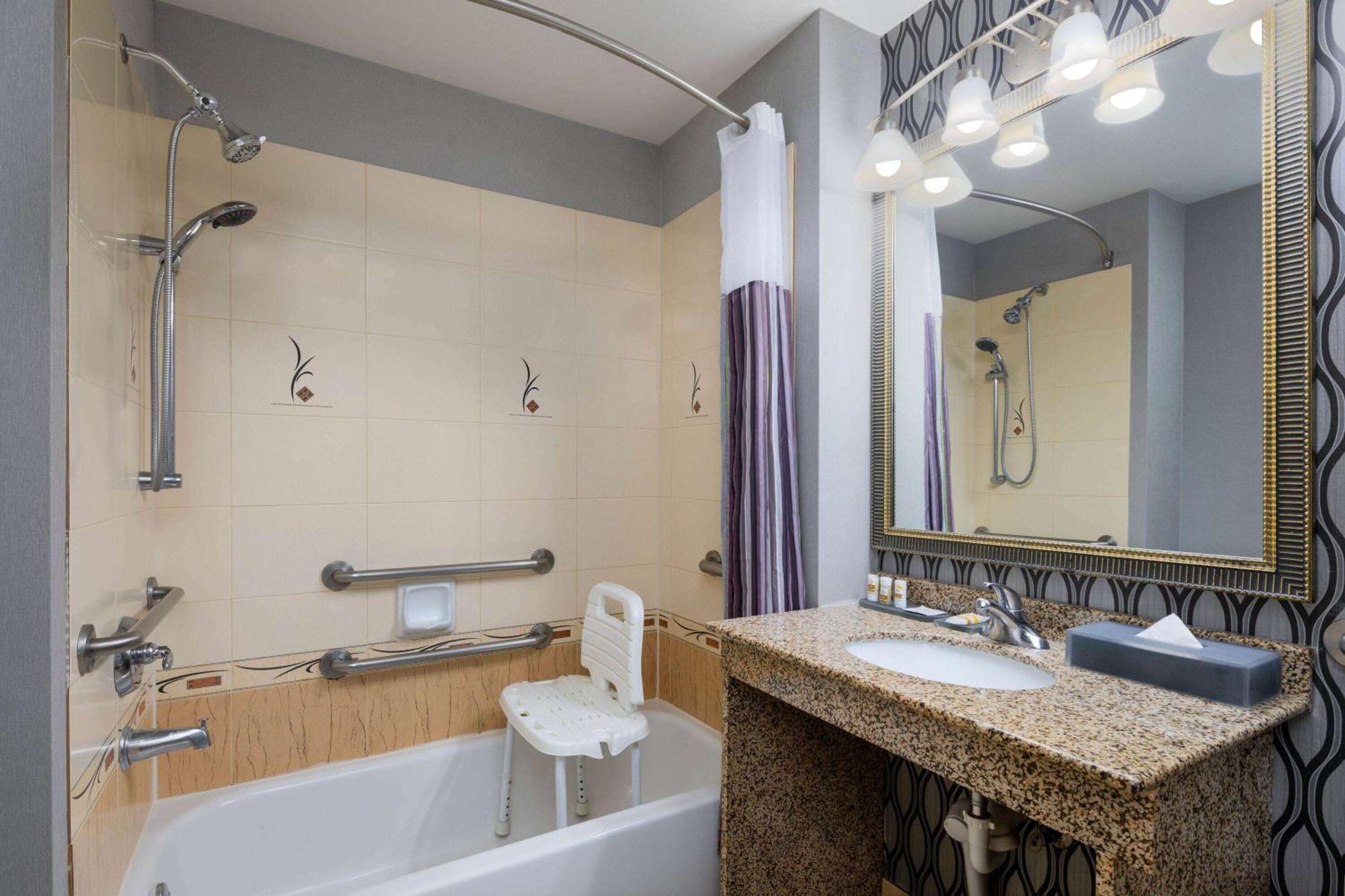 La Quinta By Wyndham Savannah Airport - Pooler Luaran gambar